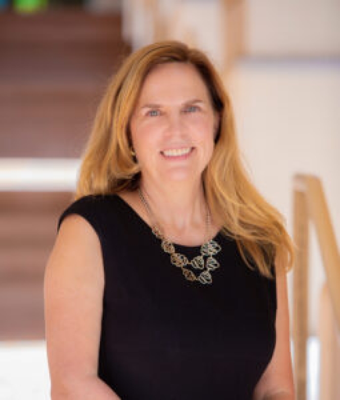 Lisa Sperow Profile Picture