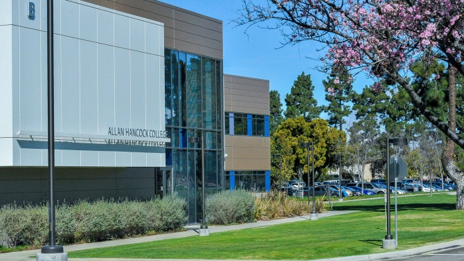 Front of Allen Hancock College building