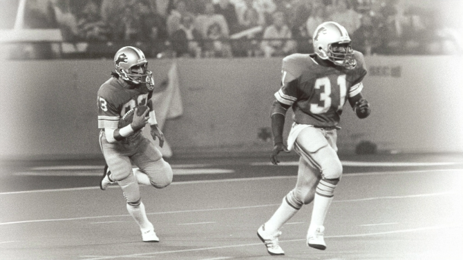 Robbie Martin, with the Detroit Lions