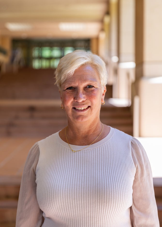 Christine Gray Profile photo