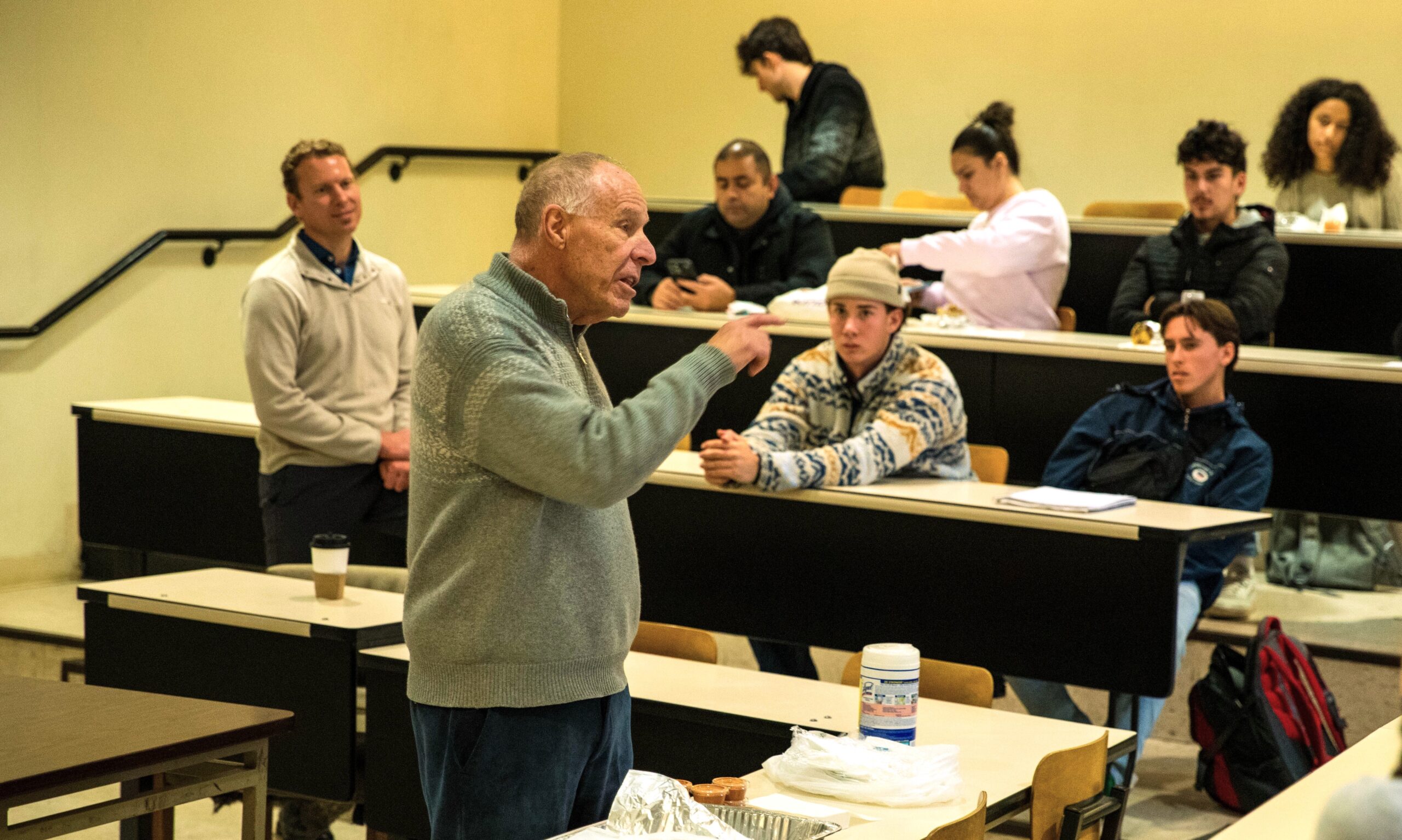 Paul Orfalea speaks with students in a classroom